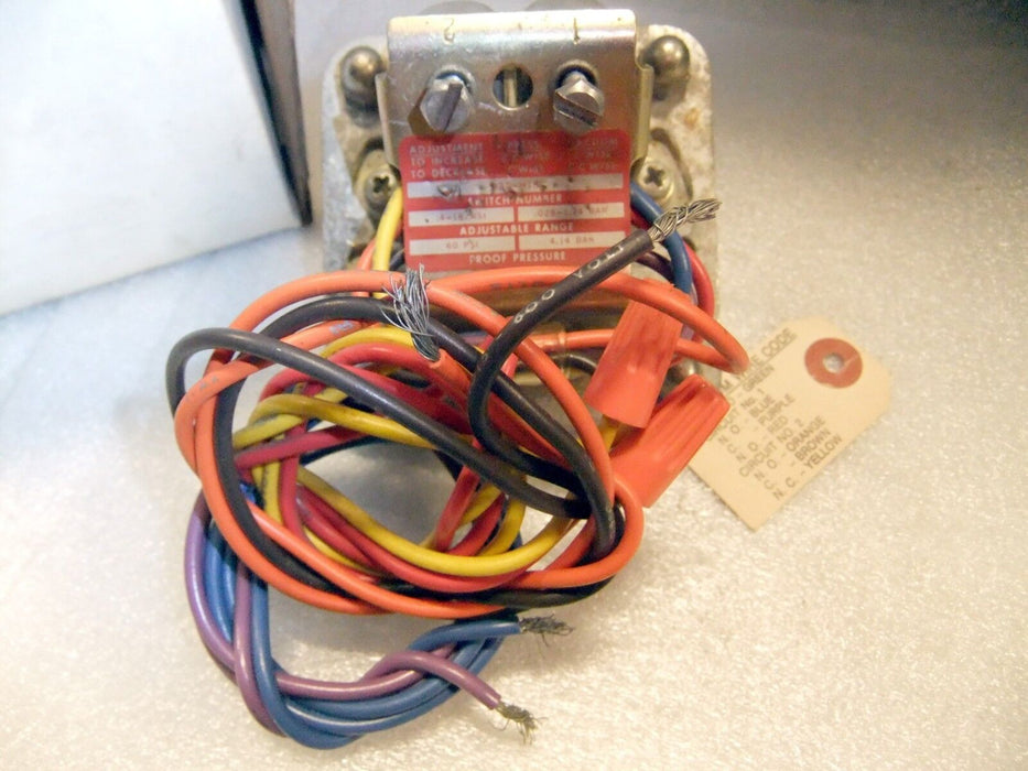 Barksdale D2S-H18 Pressure Switch