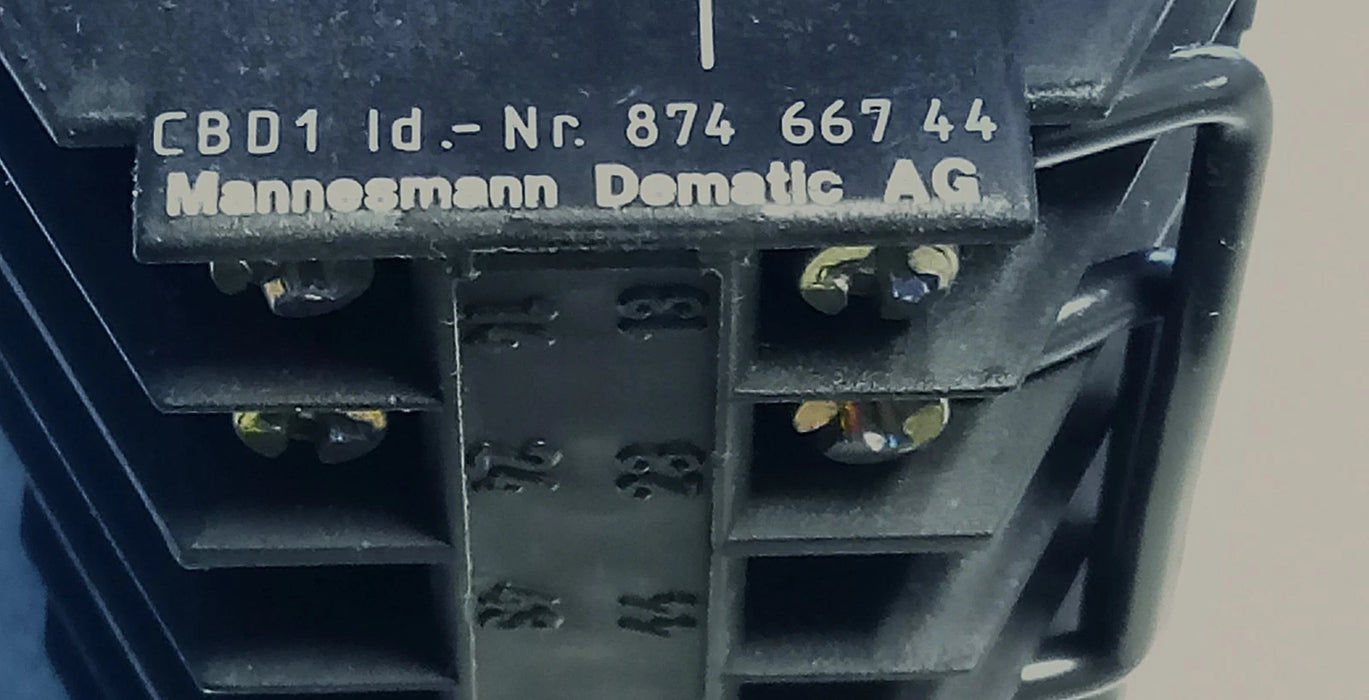 Mannesmann 874-631-44 CBD1 874-667-44 Dual Button Toggle Switch w/ Contact Block