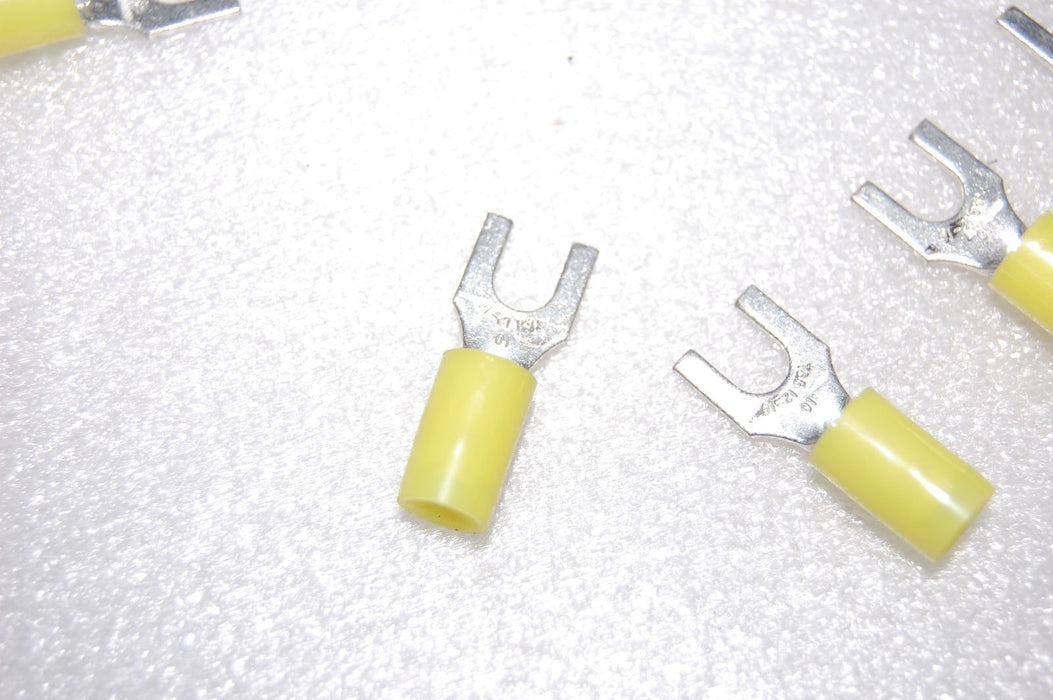 20 Thomas & Betts RC10-10F Fork Terminals