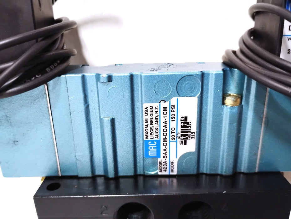 MAC Valves 423A-BAA-DM-DDAA-1CM 24 V DC 1/4 in NPTF 5/2 4-Way Solenoid Valve