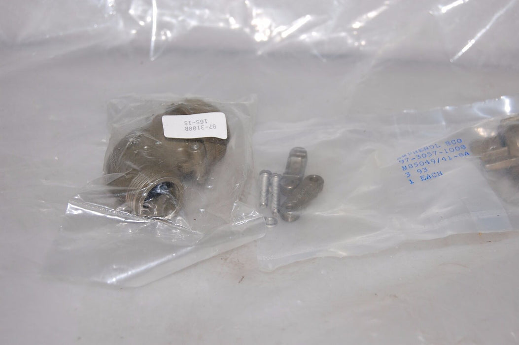 AMPHENOL SHELL ANGLE PLUG 97-3108B