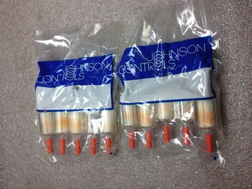10 JOHNSON CONTROLS A-400-137 IN-LINE OIL FILTERS