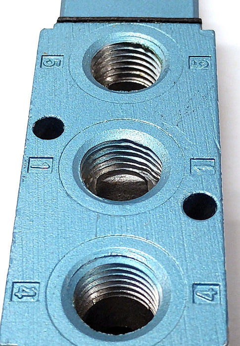 MAC Valves 811C-PM-111JB-152 VAC-150 psi Solenoid Valve w/ 110/120 V AC Coil