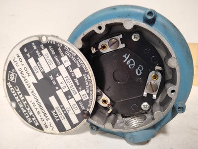 Superior Electric SS400B 120 VAC 0.6 A 72 RPM SLO-SYN Synchronous Stepping Motor