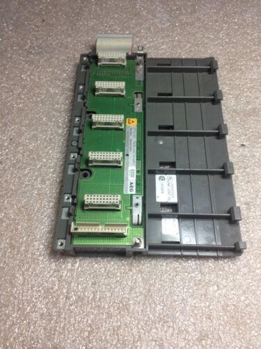 GROUP SCHNEIDER DTA201 5 SLOT SECONDARY SUBRACK