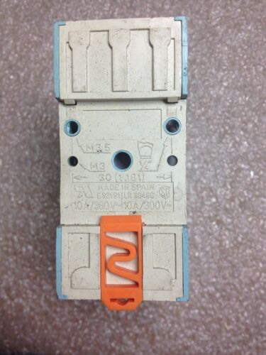 3 Turck C3-A30X Relays With Mount