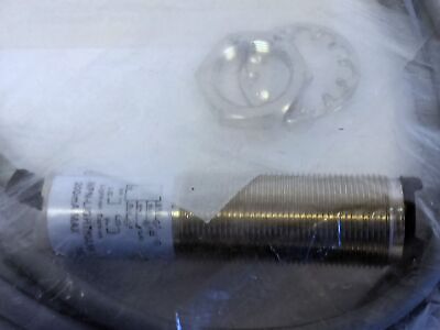 HTM Electronics M18B-D0500N-CX9C4U2 10-30VDC Photoelectric Proximity Sensor