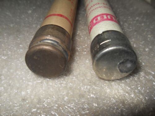 8 Gould Shawmut Tri-Onic TRS1-1/8R 600VAC Fuses