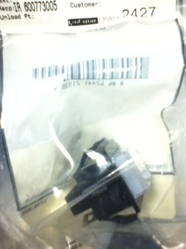 LOT OF 6 REPLACEMENTS COMPONENTS DIVISION HY-19MM-020 LIGHT MODULES