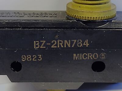 Honeywell BZ-2RN784 MICRO SWITCH Roller Plunger Limit Switch