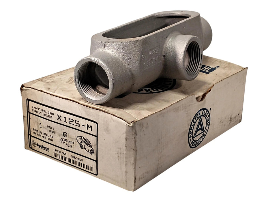 Appleton X125-M Conduit Body Type X 1-1/4 in Form 35 Junction Fitting