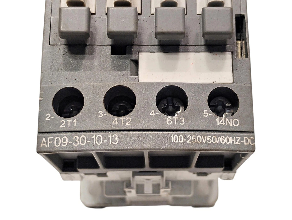 ABB AF09-30-10-13 690 V 35 A 3-Pole Contactor w/ 100-250 V AC Coil