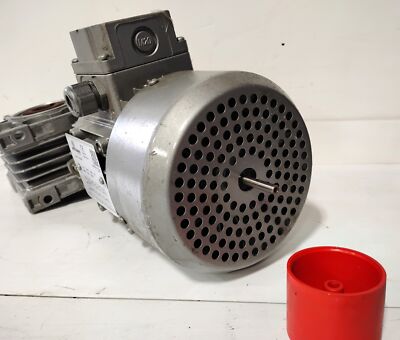 Motovario TS71B4 230/400 V AC Electric Motor w/ NMRV 050 30:1 Gear Reducer