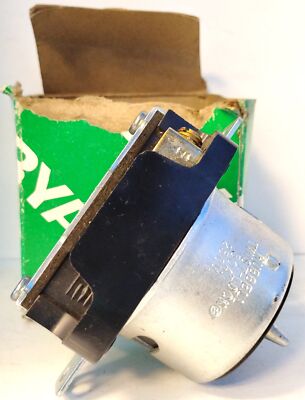 Bryant CS8269 Twist-Lock 250 V 50 A 2 Pole 3 Wire Receptacle