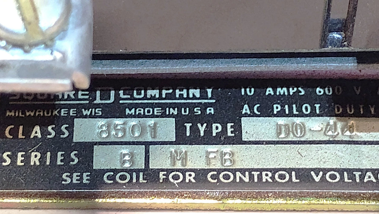Square D 8501-D0-44 Series B Control Relay w/ 110-120 V AC Coil