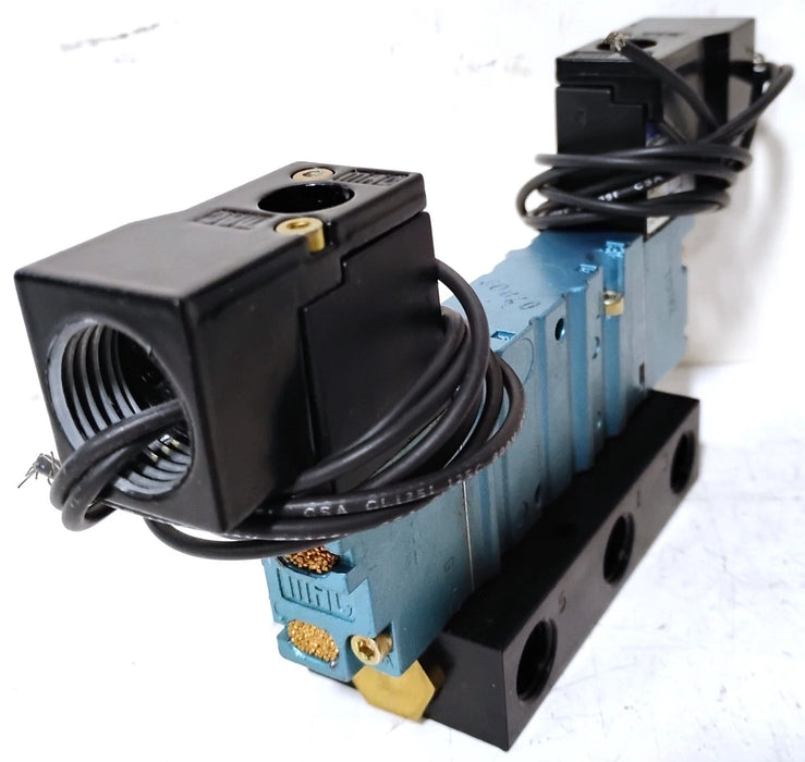 MAC Valves 423A-BAA-DM-DDAA-1CM 24 V DC 1/4 in NPTF 5/2 4-Way Solenoid Valve