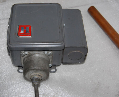 Honeywell T915C 1324 1 DIFFERENTIAL ADJUSTMENT TEMPERATURE CONTROLLER