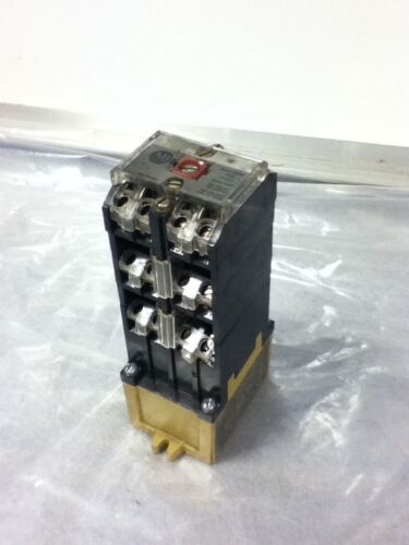 Allen-Bradley 700-P1200A1 SERIES D RELAY