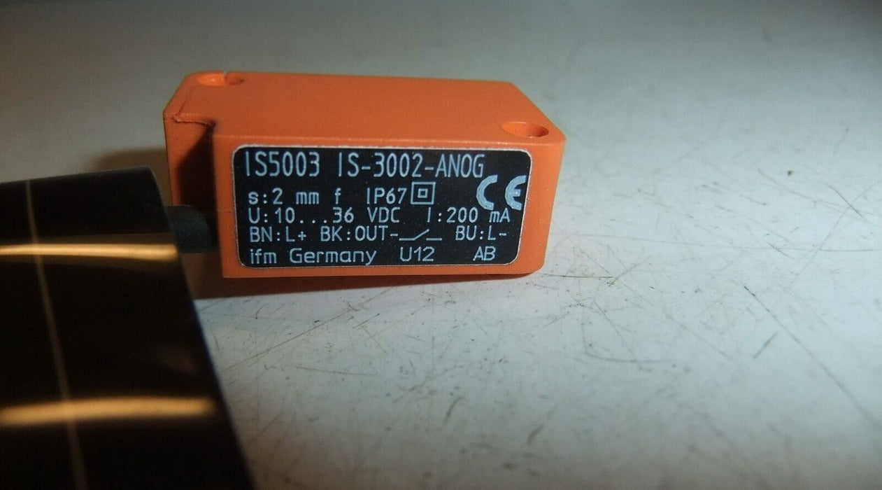 IFM IS-3002-ANOG Inductive Proximity Sensor