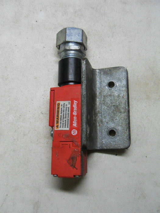 Allen-Bradley 440K-E33030 Safety Switch