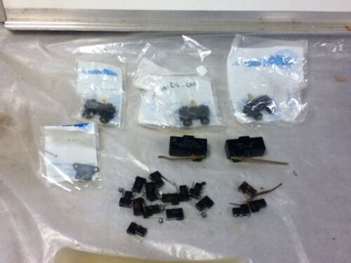 LOT OF MILLER FLUID POWER SWITCHES