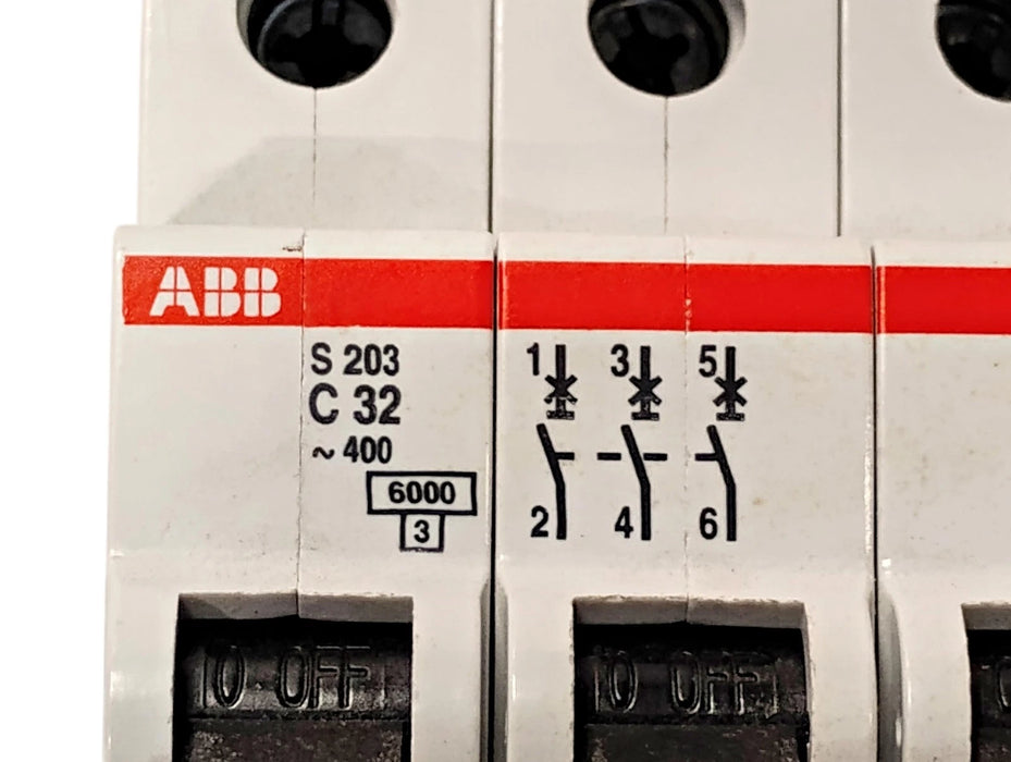 ABB S203-C32 440 V AC 32 A 3-Pole Miniature Circuit Breaker