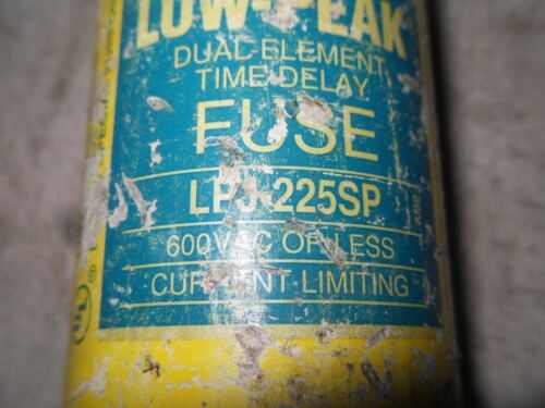 Bussmann LPJ-225SP LOW-PEAK 600 VAC 225 A Time-Delay Current-Limiting Fuse
