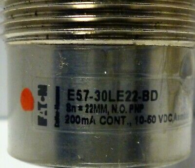 Eaton E57-30LE22-BD Inductive Proximity Sensor