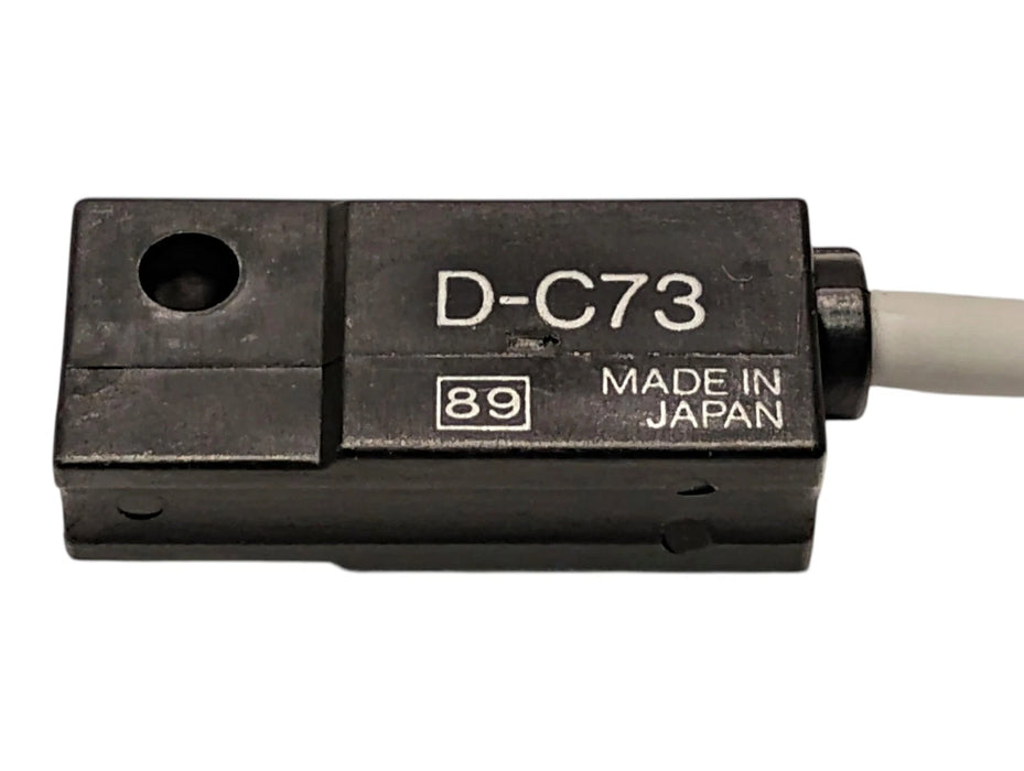 SMC D-C73 24 V DC/100 V AC Reed Switch for Cylinders