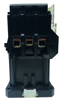 Allen-Bradley 100-A38ND3 600 V AC 38 A Contactor w/ 110/120 V Coil