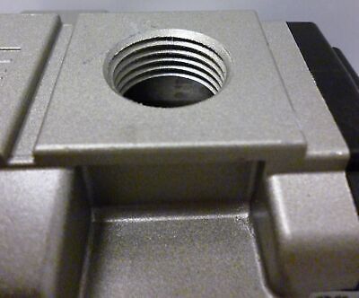 SMC AW40-N04D-Z Compressed Air Filter Regulator