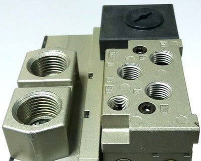 SMC VV5ZS3-55SU-111-01 Valve Manifold