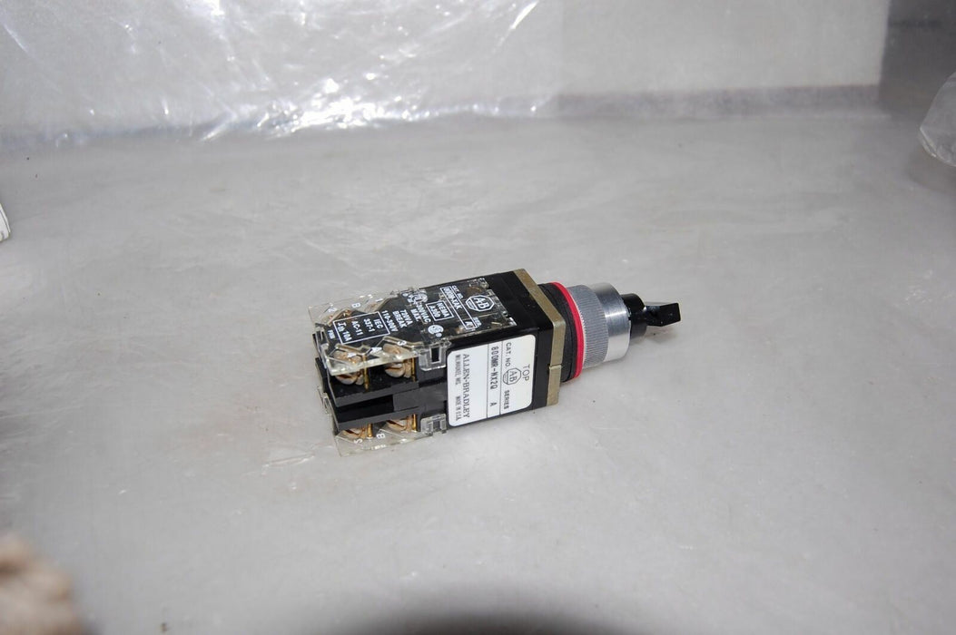 Allen-Bradley SELECTOR SWITCH 800MR-NH2QBK