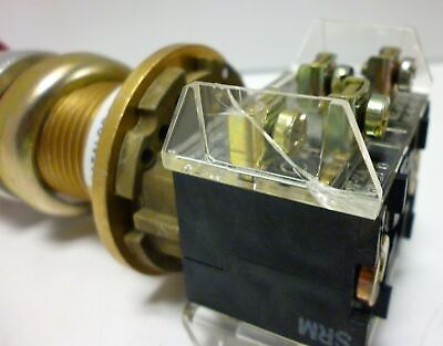 Allen-Bradley 800H-DP6B Hazardous Location Pushbutton