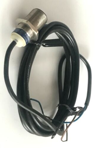 Telemecanique XS1N18PA349 Prox Sensor
