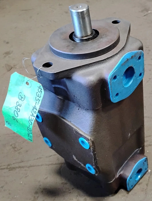 Vickers 4535V42A30 1DD22R 02-137458R Double Hydraulic Vane Pump