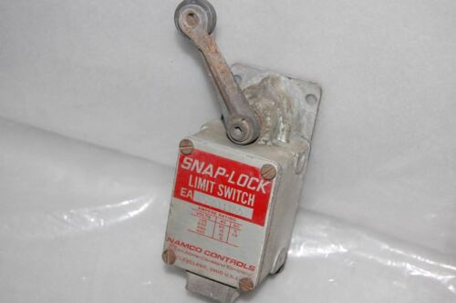 NAMCO CONTROLS EA08011100 SNAP LOCK LIMIT SWITCH