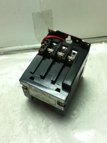 Square D 8502-SBO2-V02S CONTACTOR