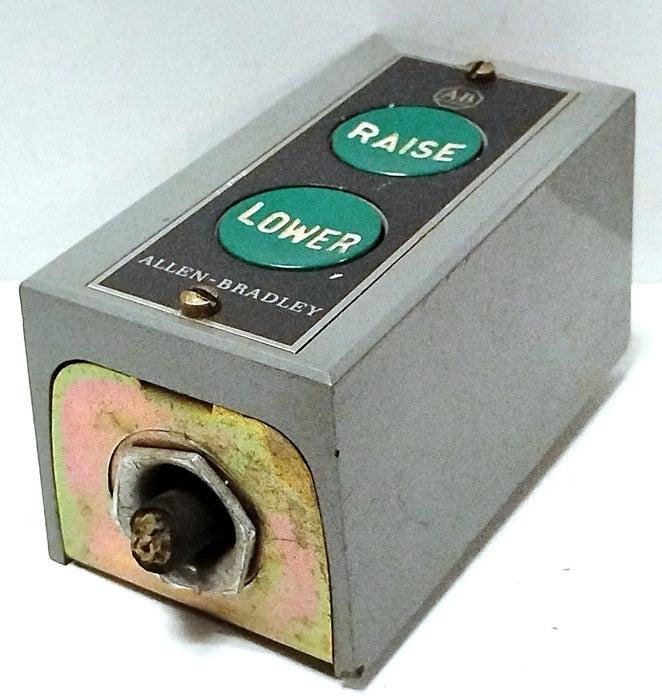 Allen-Bradley 800-2SD Series M RAISE/LOWER Momentary Pushbutton Station