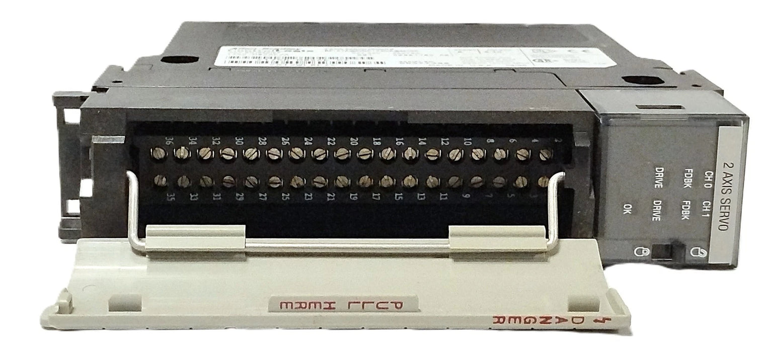 Allen-Bradley 1756-M02AE Ser A Rev R01 FW Rev 3.10 24 V DC 2 Axis Servo Module