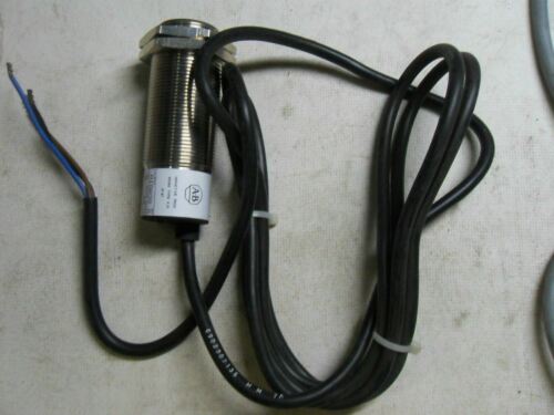 Allen-Bradley 871C-N10A30 PROXIMITY SWITCH