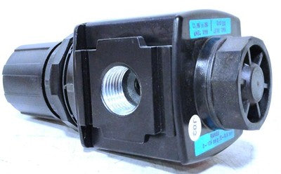 Wilkerson R18-04-F000 1/2 in NPT 0-125 PSIG Pneumatic Regulator
