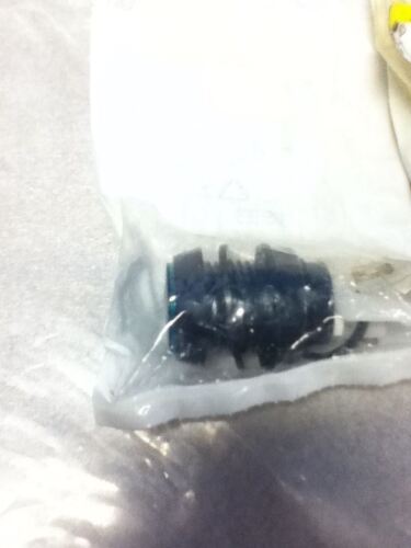 LOT OF 3 RS COMPONENTS 335-069 PUSHBUTTONS