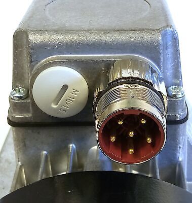 Lenze 13.750.65.1.3.0 01449364 230 VAC 3-Phase 0.18 kW 1.350 RPM Class F Motor
