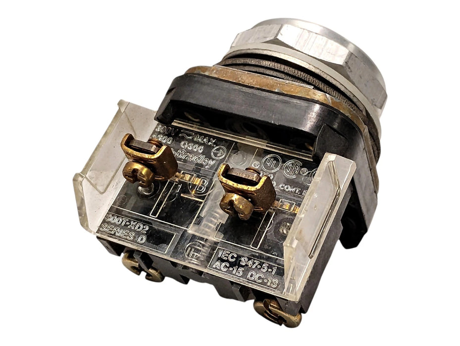 Allen-Bradley 800T-A2A Series T 30.5 mm Black Flush Head Pushbutton
