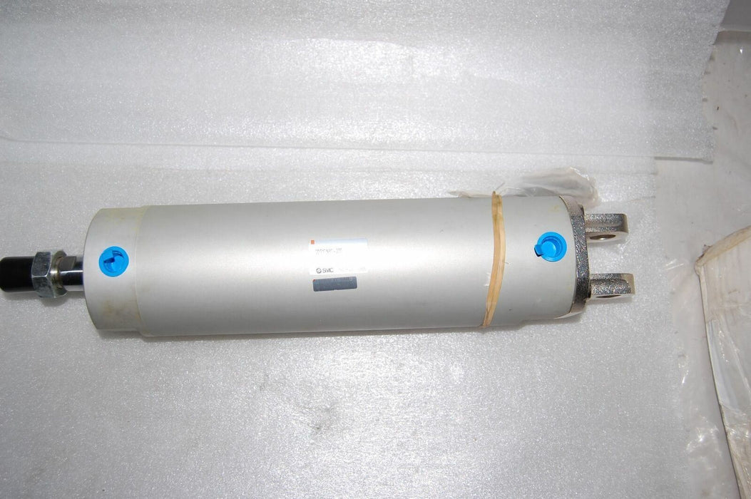 SMC PNEUMATIC CYLINDER CDG1DN80-200