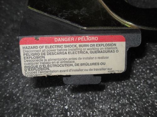 Square D 9007AO1 Limit Switch W/ Disconnect Attachment