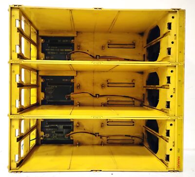 Fanuc A02B-0120-B503 A20B-1004-0580 6-Slot Servo / PCB Module Rack