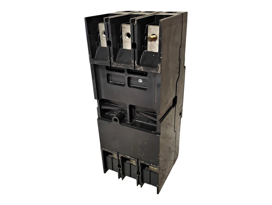 GE SFHA36AT0250 250 A Spectra RMS HI-BREAK Circuit Breaker w/ SRPF250A225 Trip