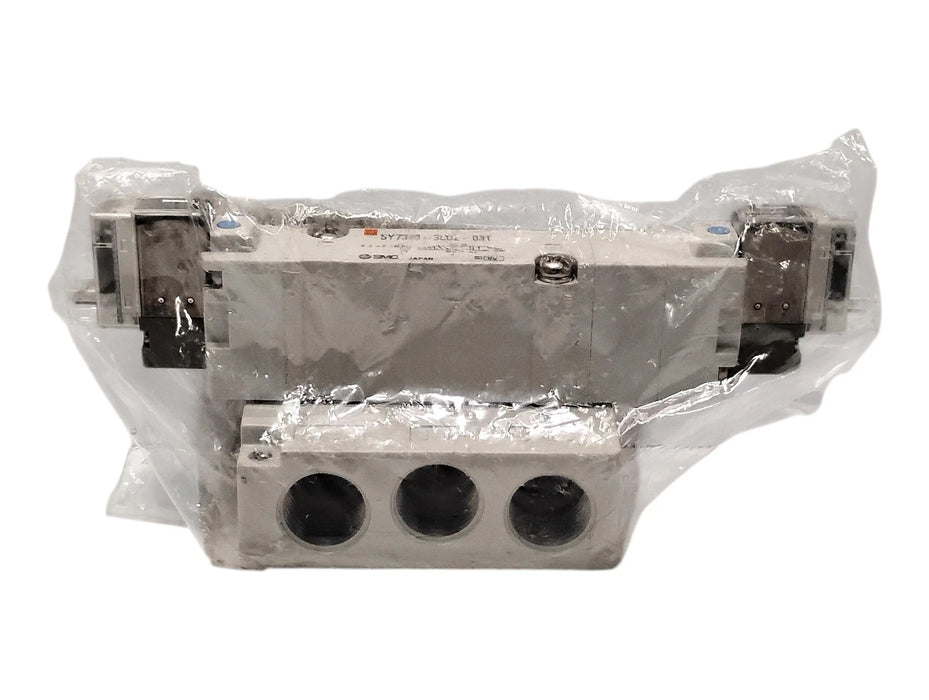 SMC SY7340-3LOZ-03T 0.1 - 0.7 MPa 3/8 NPTF Solenoid Valve w/ 110 VAC Coil